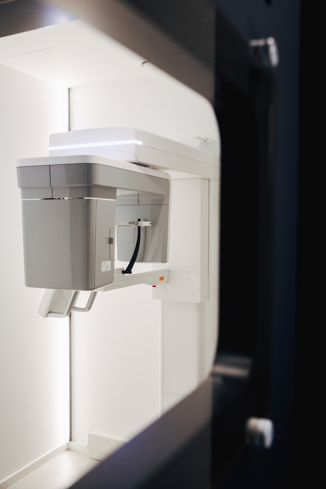Digitales 3D-Röntgen (DVT) für millimetergenaue Implantatplanung